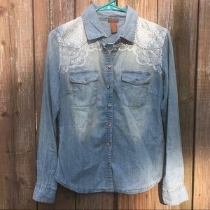 Copper Key Lace Chambray Button Up Size Medium